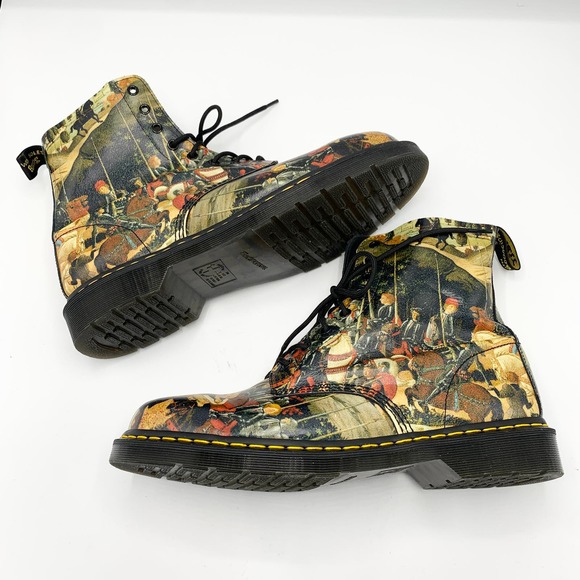 Dr. Martens Men's D'Antonio Pascal Renaissance Leather Boots - Picture 6 of 15